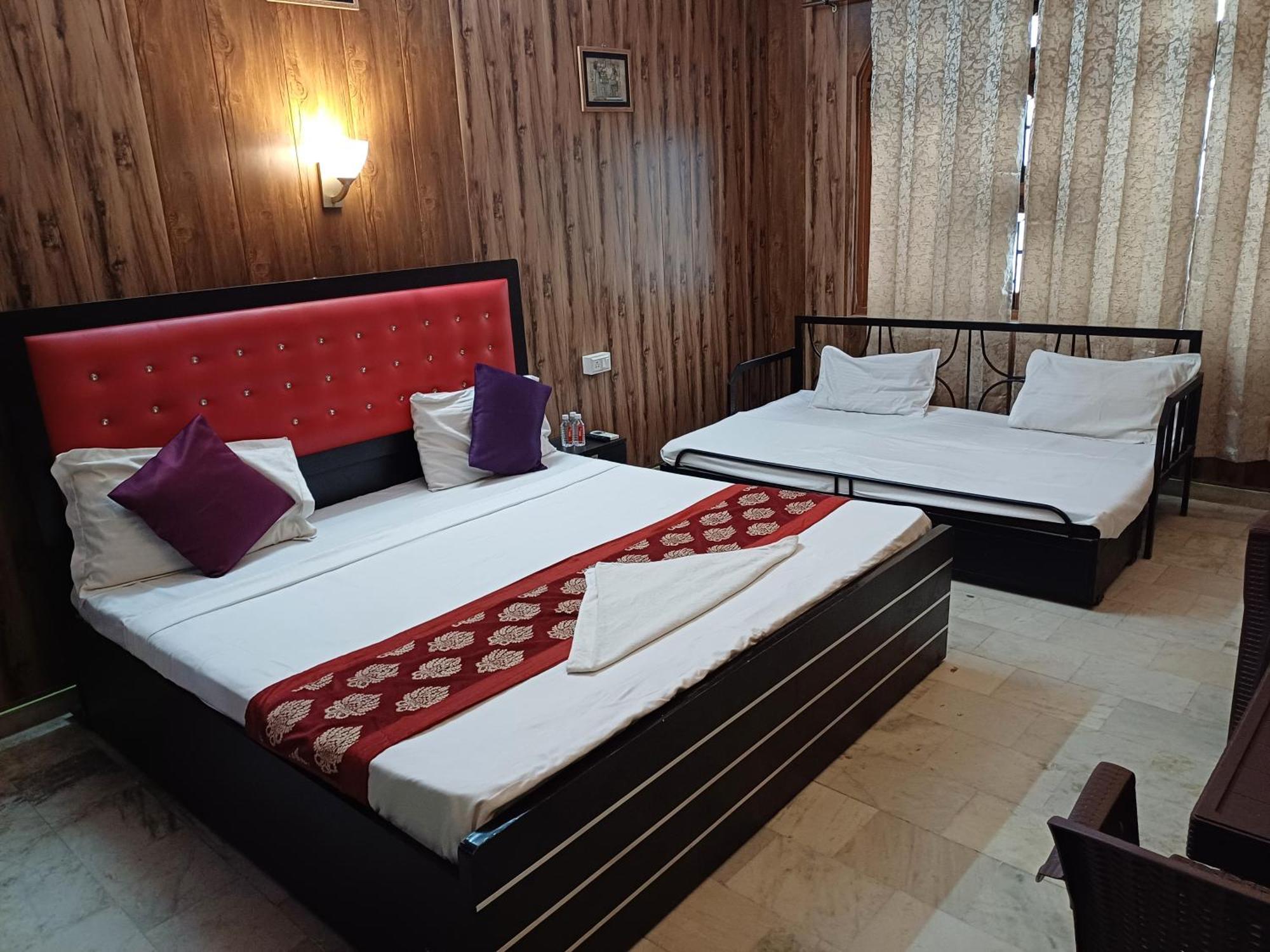 Baba Paying Guest House Varanasi Exteriör bild