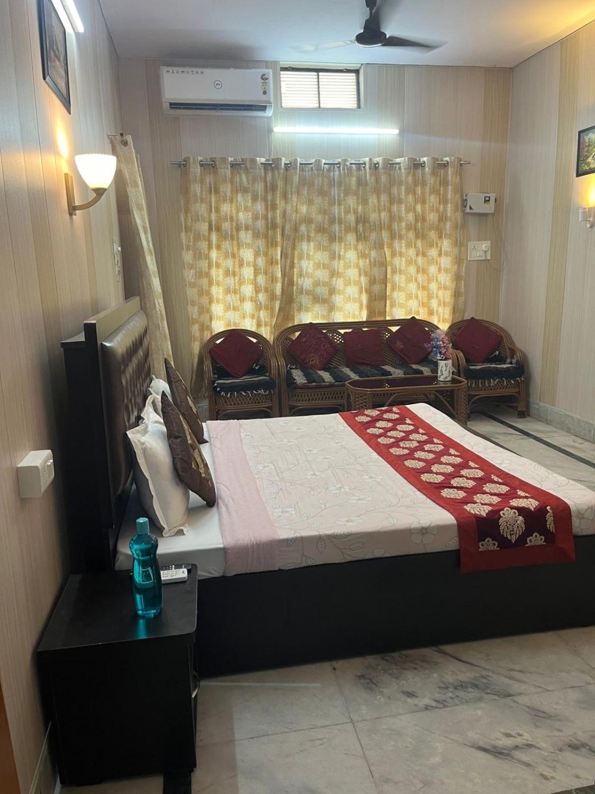 Baba Paying Guest House Varanasi Exteriör bild